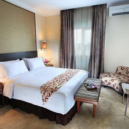 Swiss-Belinn Pangkalan Bun Luaran gambar