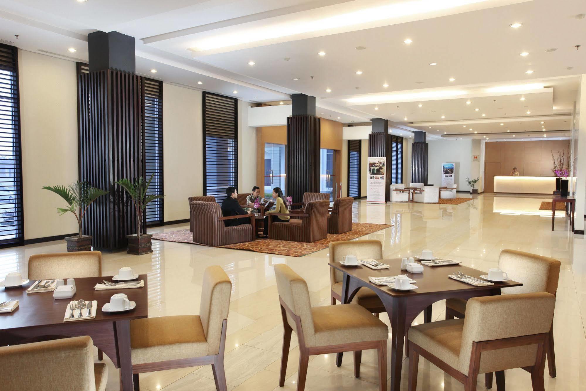 Swiss-Belinn Pangkalan Bun Luaran gambar