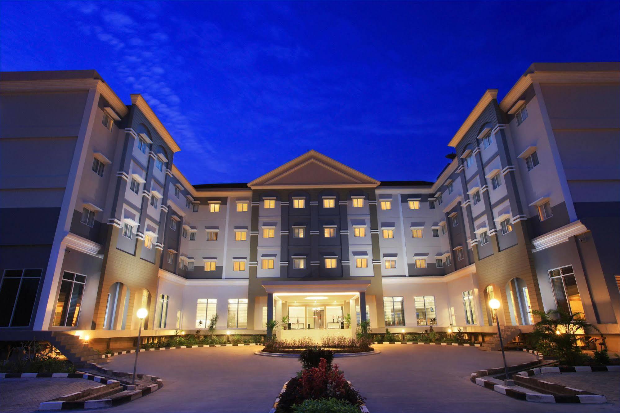 Swiss-Belinn Pangkalan Bun Luaran gambar